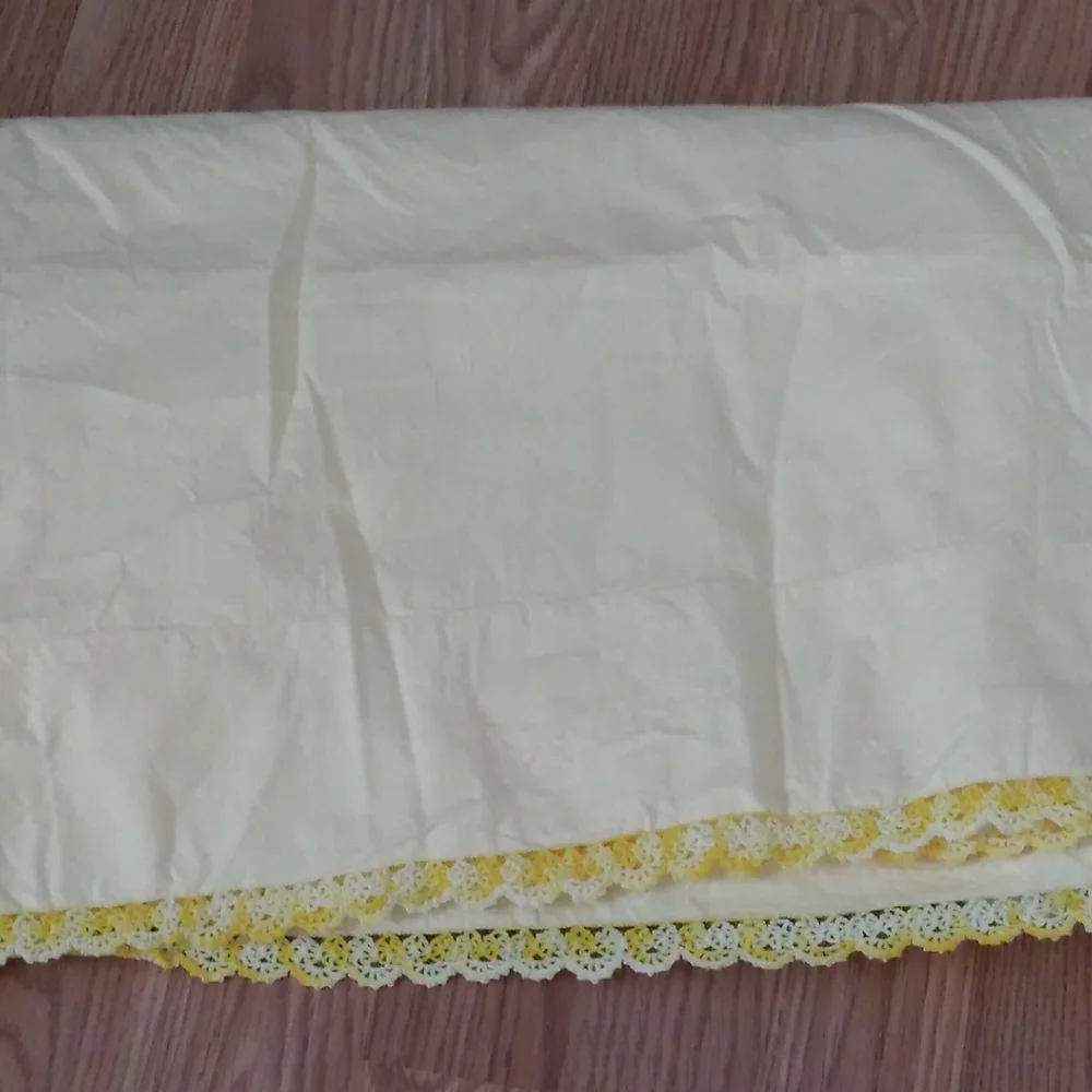 Penney's Percale Double Flat Sheet Yellow 81